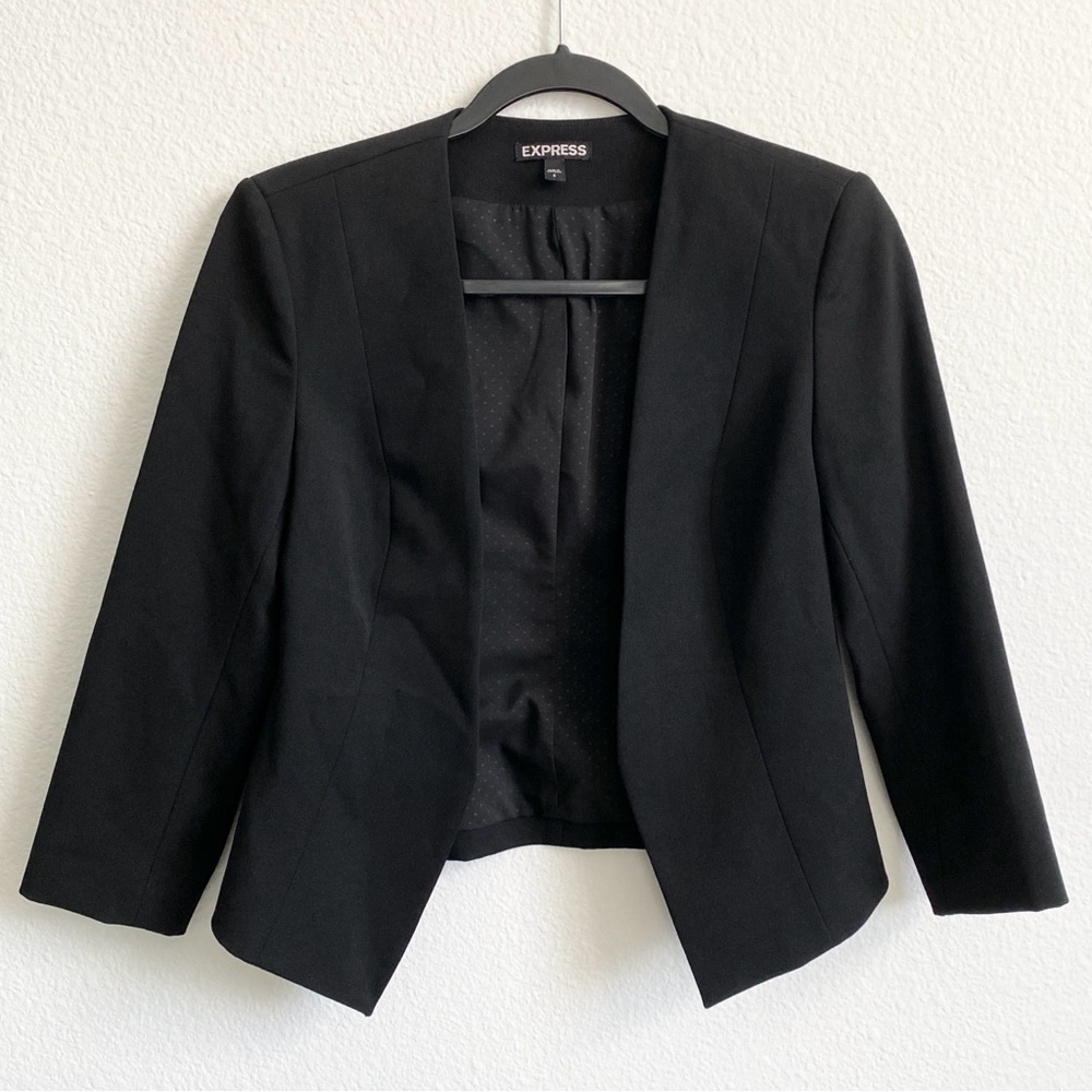 SOLD Express Women's Black Collarless Cutaway Cropped Blazer